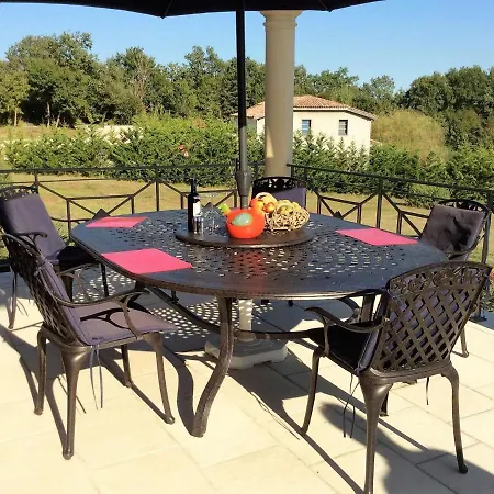 Ferienhaus Chic In With Swimming Pool Montaigu-de-Quercy